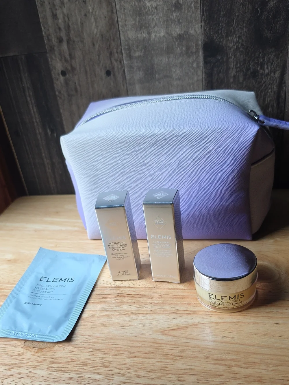 ELEMIS Skincare Set with Lavender Cosmetic Pouch